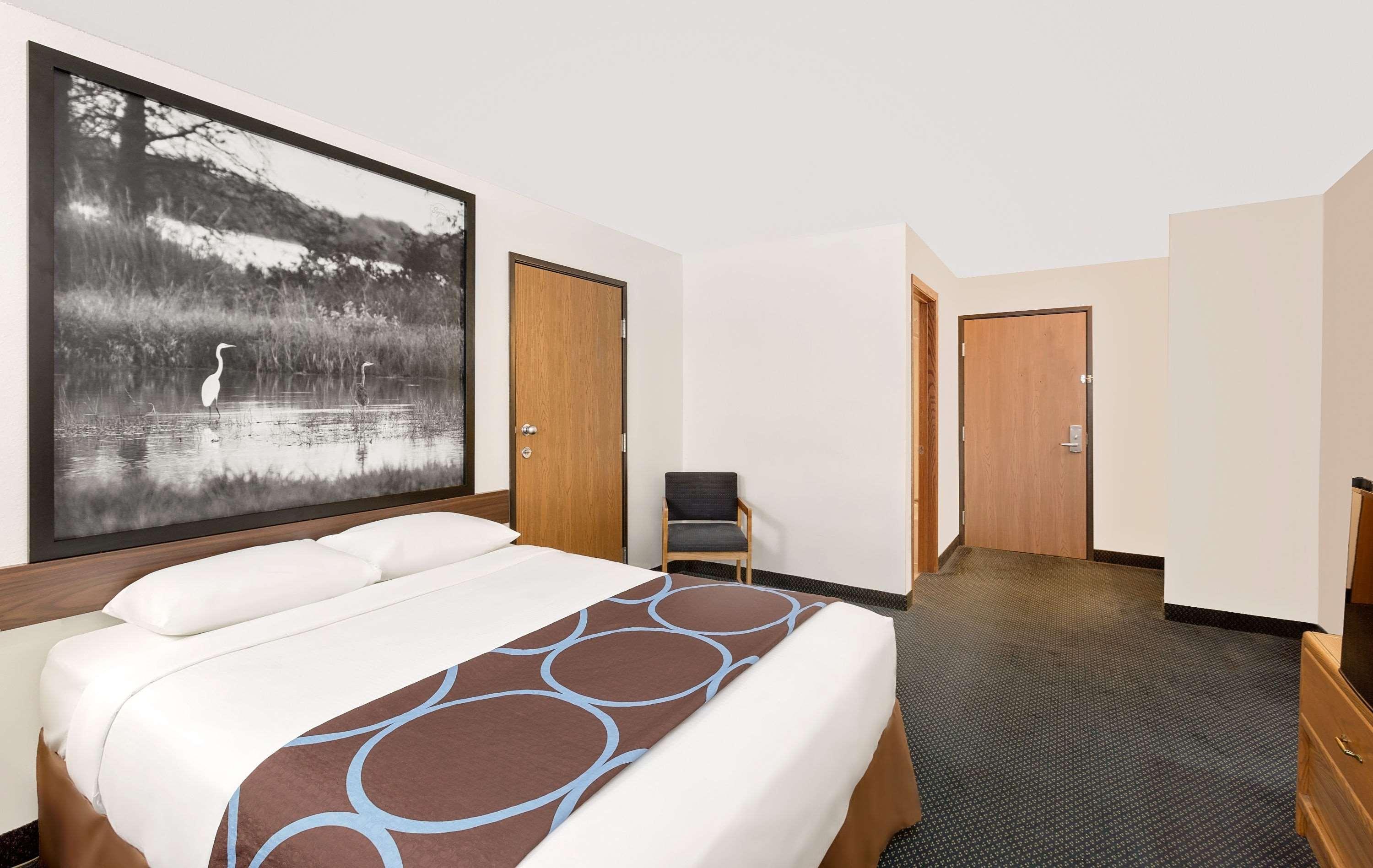 Super 8 By Wyndham St. James Saint James Exterior foto