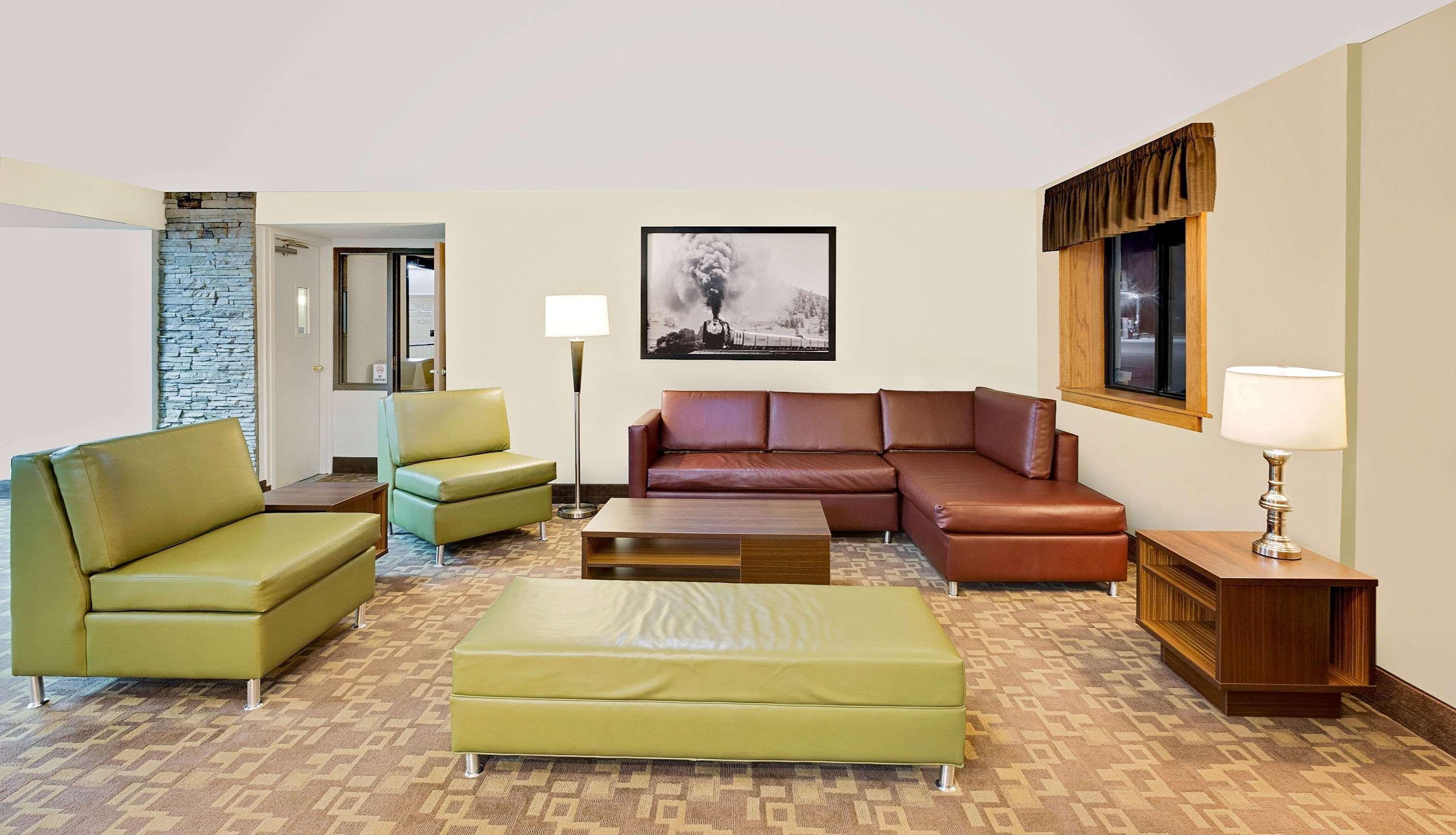 Super 8 By Wyndham St. James Saint James Exterior foto