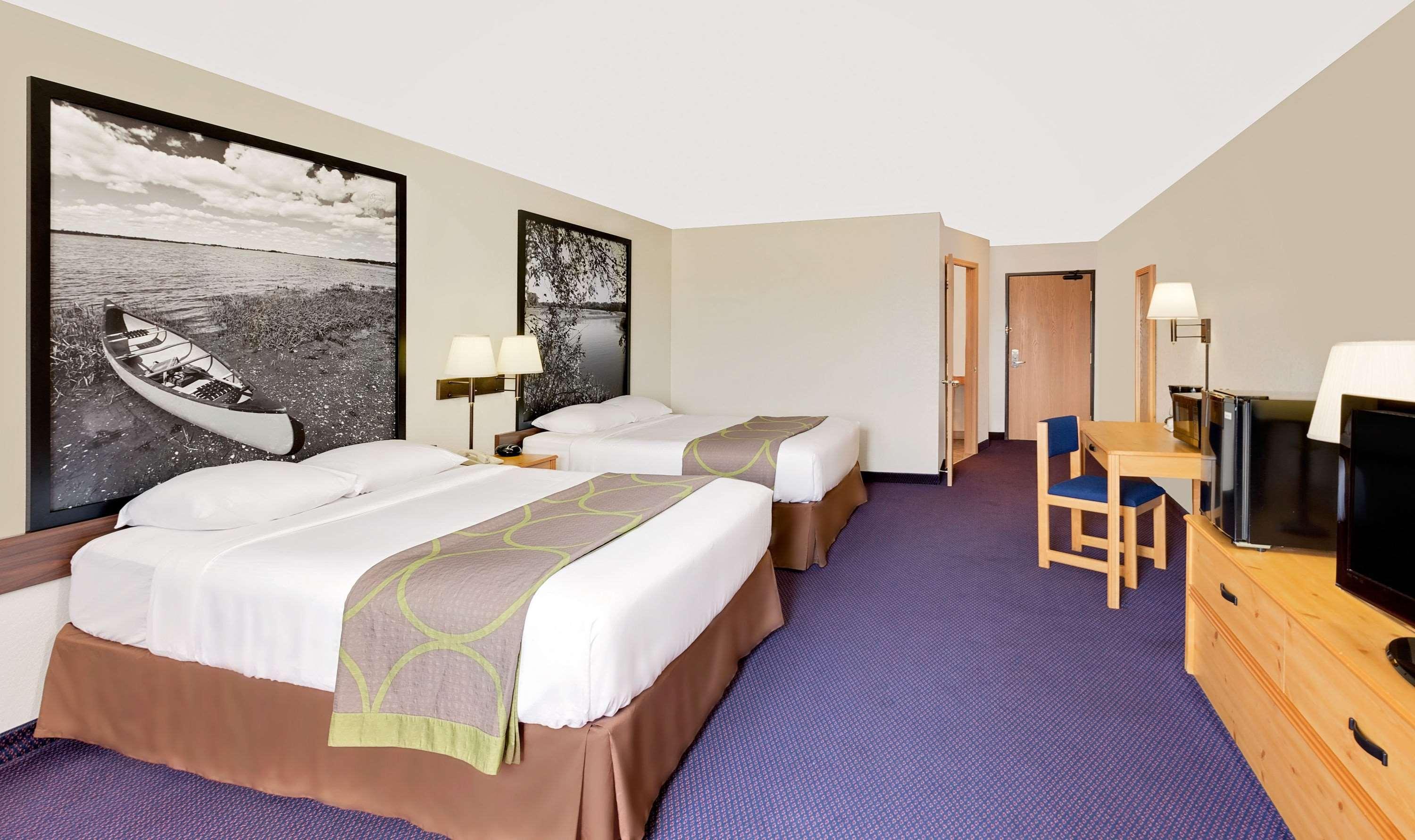 Super 8 By Wyndham St. James Saint James Exterior foto